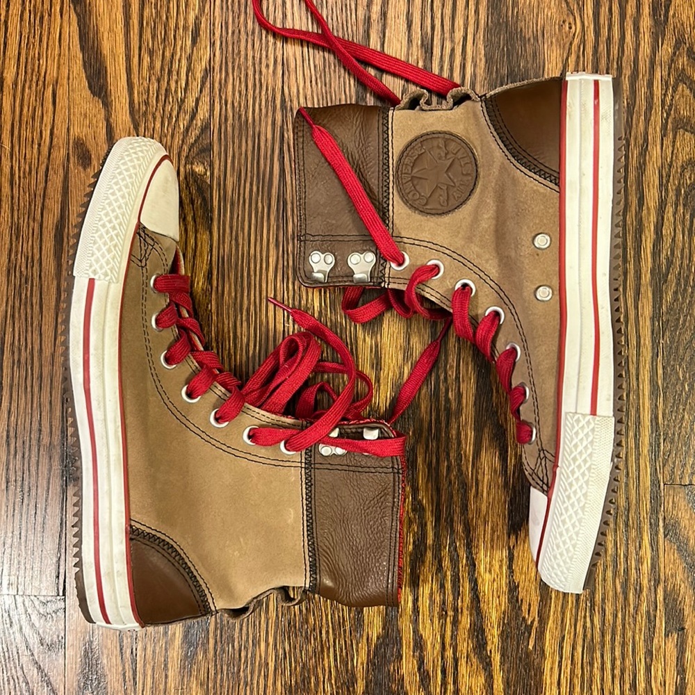 Converse Chuck Taylor Hi Top Sneakers *rare find*